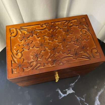 Деревянная шкатулка для украшений, 3 ящика, орех с зеркалом (Уценка) (Копировать)