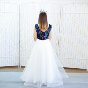 Выпускное платье с белой юбкой