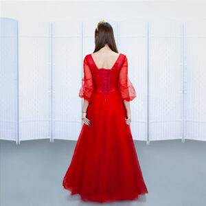 Выпускное платье с белой юбкой