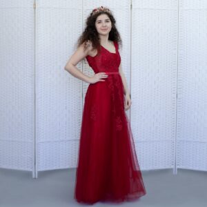 Красное шикарное платье на выпускной вечер