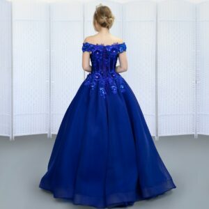 Пышное синее платье в пол