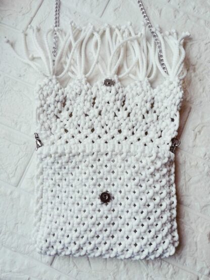 Белая плетеная сумка ручной работы