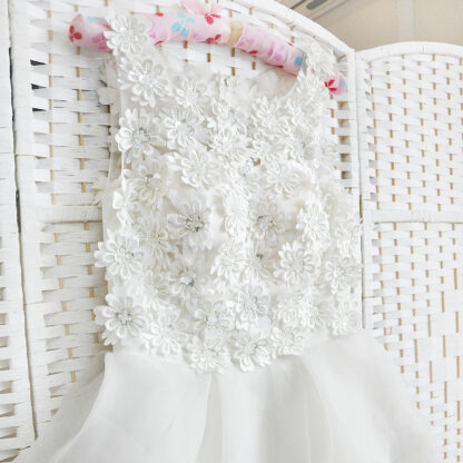 Белое мини платье