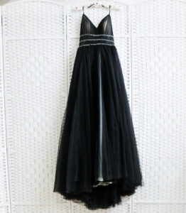 Черное платье на выпускной вечер