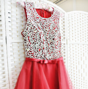 Красное мини платье
