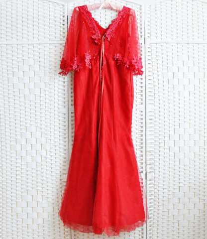 Красное платье-русалка в пол