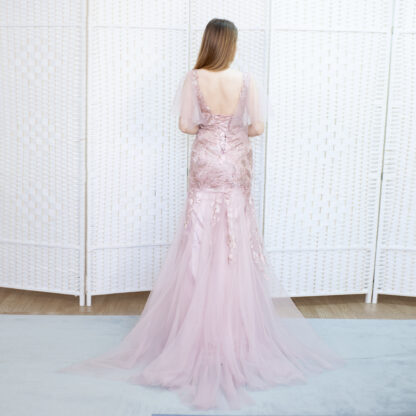 Пыльно-розовое платье русалка
