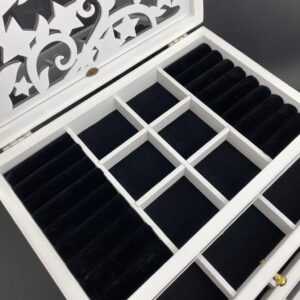 Шкатулка для часов и очков, красная лакированная с зеркалом