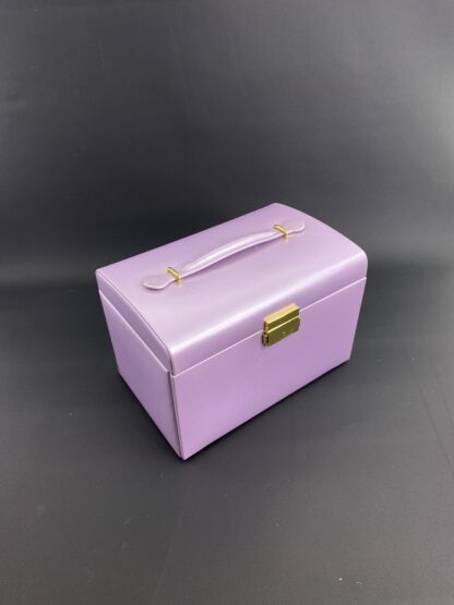 Фиолетовая шкатулка для украшений